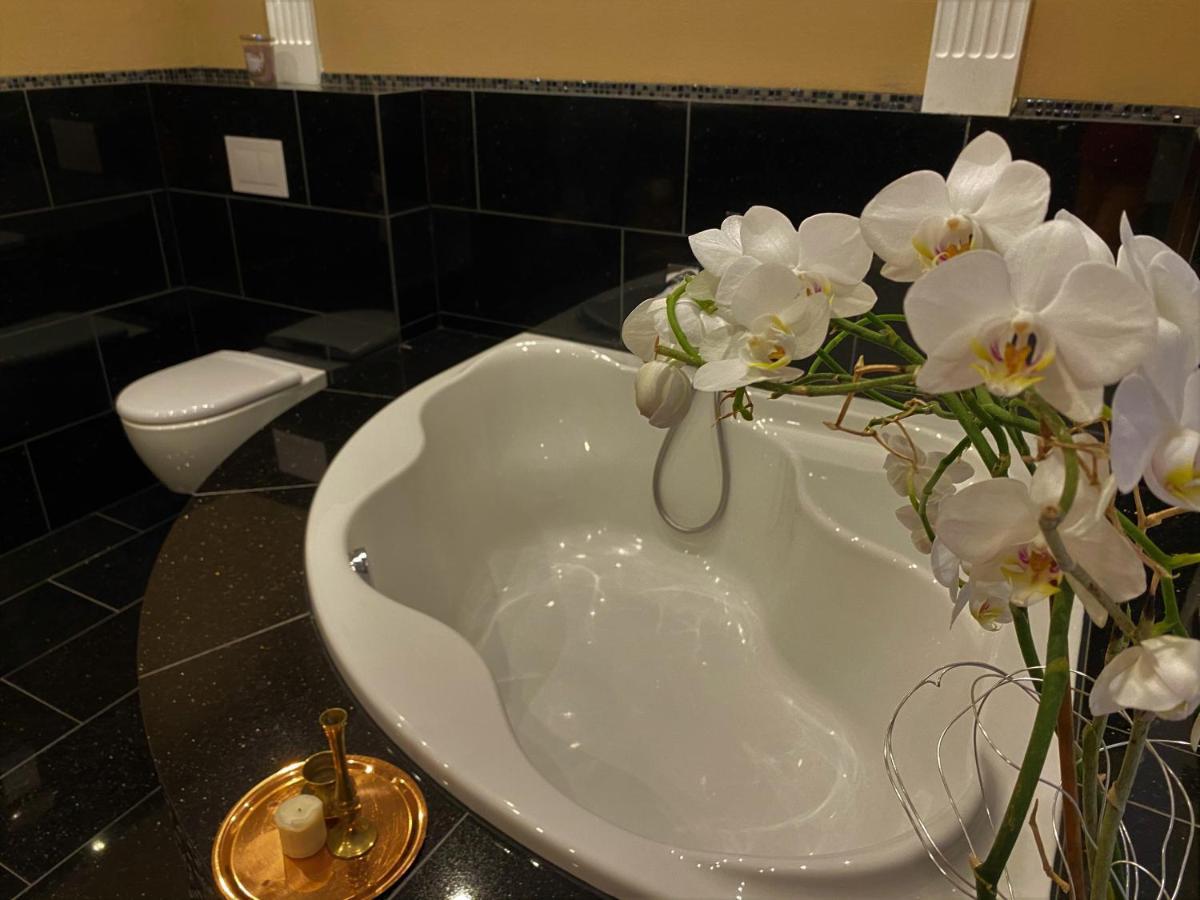 Fewo Herbst In Der Villa Waldrand Mit Luxus Bad Bad Wünnenberg エクステリア 写真